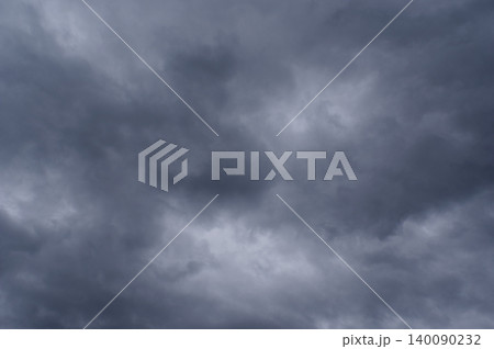 曇空【梅雨空・梅雨イメージ】 曇空【梅雨空・梅雨イメージ】 140090232