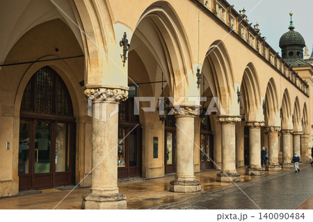 Grand historical arcade with classical stone columns Grand historical arcade with classical stone columns 140090484