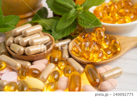 Fish oil vitamin with EPA and DHA,Alternative medicine herbal organic capsule with vitamin E omega 3. 140092775