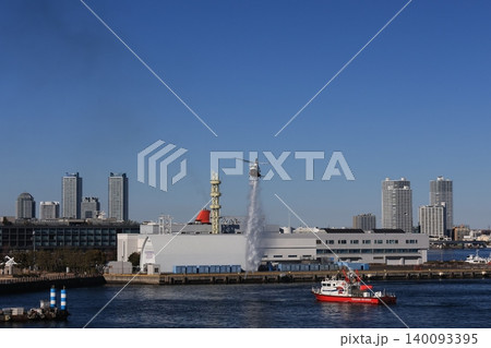 横浜市消防局の出初め式のリハーサル風景 140093395