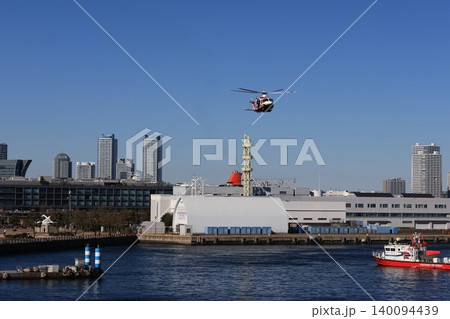 横浜市消防局の出初め式のリハーサル風景 140094439