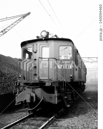 機関区で待機するEF10型電気機関車 140094460