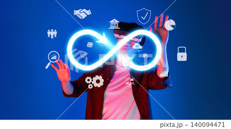 Digital Innovation in Finance: Exploring Infinite Possibilities with Virtual Reality and Modern Banking Concepts XDMCP 140094471