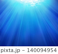 水中に射す光 140094954