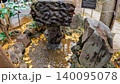 東京、聖域 稲荷鬼王神社のユニークな鬼の石像 140095078