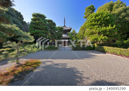 近衛天皇 安楽寿院南陵（京都府京都市伏見区） 140095290