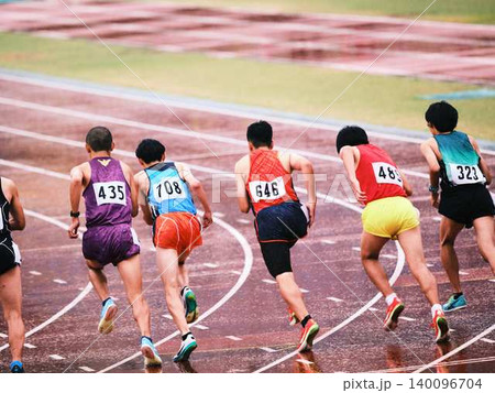 陸上の試合 陸上の試合 140096704