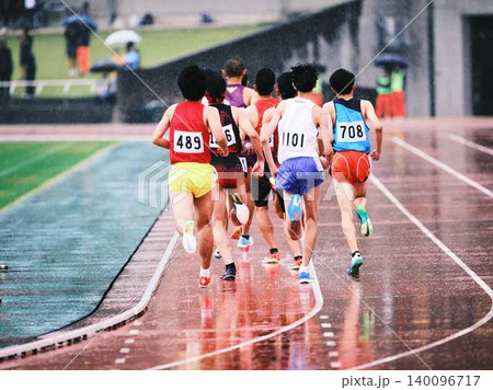 陸上の試合 陸上の試合 140096717