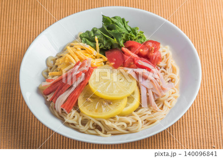 爽やかな味 レモン冷し中華 爽やかな味 レモン冷し中華 140096841