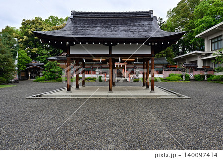 西院春日神社　社殿 140097414