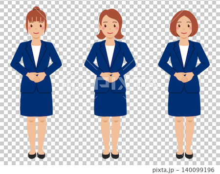【全身照】一位年輕女子身穿T恤和海軍藍裙裝,雙手交疊放在身前。 【全身照】一位年輕女子身穿T恤和海軍藍裙裝,雙手交疊放在身前。 140099196