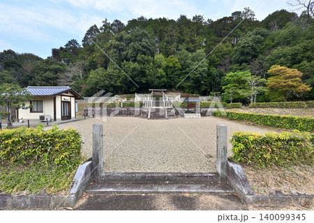 元正天皇 奈保山西陵(奈良県奈良市) 元正天皇 奈保山西陵(奈良県奈良市) 140099345