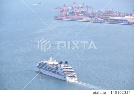 MITSUI OCEAN FUJIを俯瞰する MITSUI OCEAN FUJIを俯瞰する 140102334