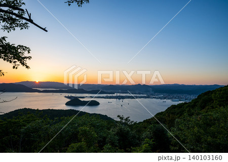 夕暮れの周南工場夜景夜の煌めき 夕暮れの周南工場夜景夜の煌めき 140103160