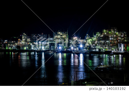 夕暮れの周南工場夜景夜の煌めき 夕暮れの周南工場夜景夜の煌めき 140103192