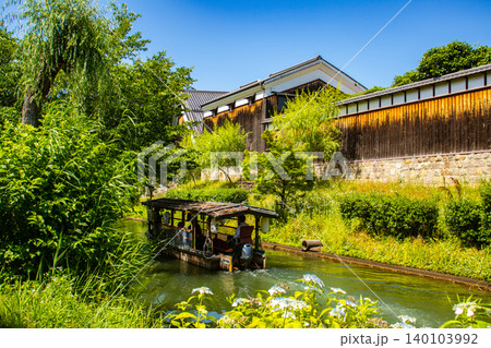 【京都風景】酒どころ伏見 濠川の新緑の風景 【京都風景】酒どころ伏見 濠川の新緑の風景 140103992