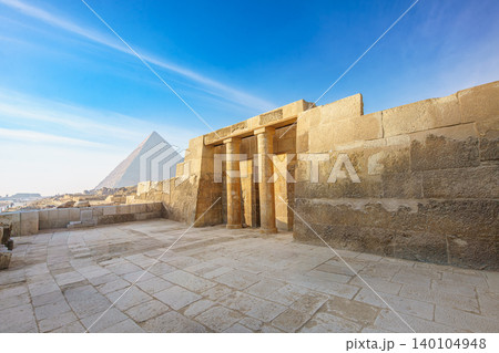 Ancient Stone Temple and Great Pyramid of Giza in Cairo Egypt Ancient Stone Temple and Great Pyramid of Giza in Cairo Egypt 140104948