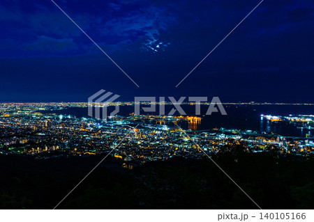 神戸・摩耶山・掬星台の夜景 （日本三大夜景） 140105166
