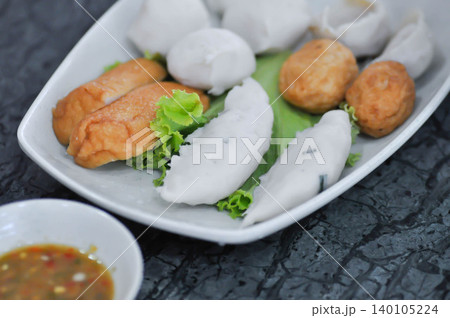 fish balls ,fishballs with vegetable and dip 140105224