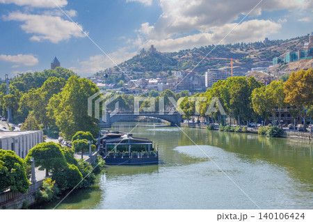 Kura river and old town of Tbilisi, Georgia 140106424