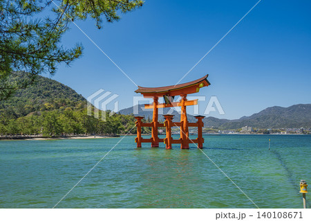 厳島神社 大鳥居 140108671