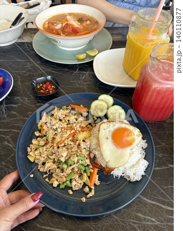 タイ旅行でのローカル料理 タイ旅行でのローカル料理 140110877