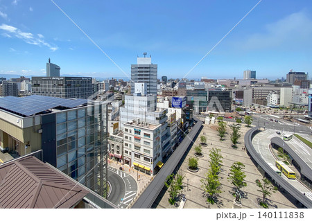 大分駅前ロータリーと大分市街地 大分駅前ロータリーと大分市街地 140111838