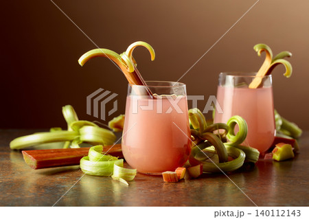 Refreshing glass of organic rhubarb drink. 140112143