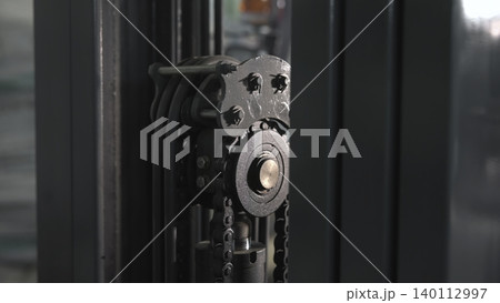 Mast Sprocket With Bearing And Lubricant. Close View Of Chain Mechanism On Industrial Mast . Media 140112997