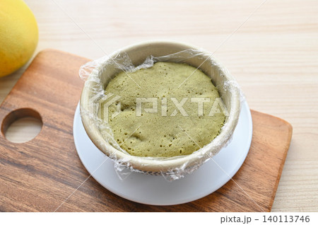 レンチン後の抹茶蒸しパン レンチン後の抹茶蒸しパン 140113746