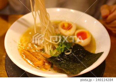 塩ラーメン 140114284