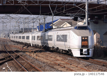 常磐線を疾走する651系の特急フレッシュひたち号_2011/2/4撮影 常磐線を疾走する651系の特急フレッシュひたち号_2011/2/4撮影 140117546