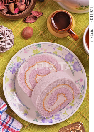 taro swiss roll taro swiss roll 140119716