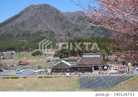 竜頭山の麓の道の駅の景色 竜頭山の麓の道の駅の景色 140126753
