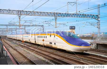 山形新幹線・E8系 山形新幹線・E8系 140128318