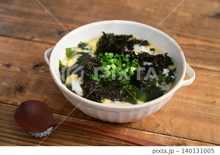 海苔とわかめの雑炊 140131005