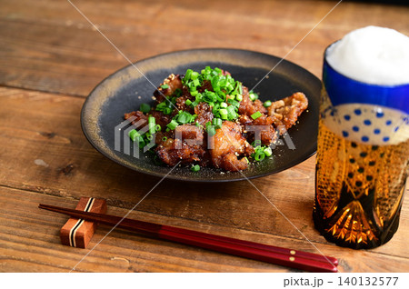 鶏皮のから揚げ 鶏皮のから揚げ 140132577