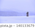 雪原の中のサイロ 140133679