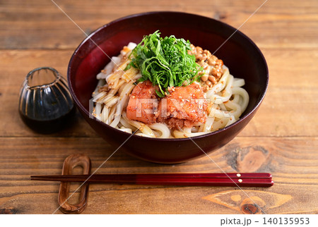 山芋と納豆、辛子明太子のうどん 140135953
