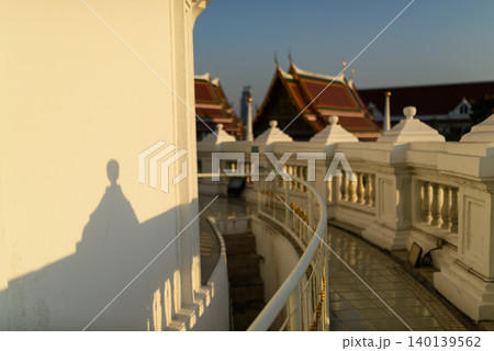 Phra Maha Chedi in Watprayoon Thonburi Temple in bangkok Thailand.Important temples and archaeological sites of Thailand that foreign tourists are very popular. 140139562