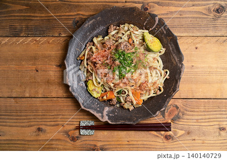 芽キャベツ焼うどん 芽キャベツ焼うどん 140140729