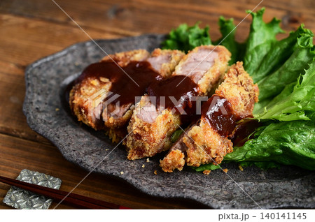 ロースかつ 140141145