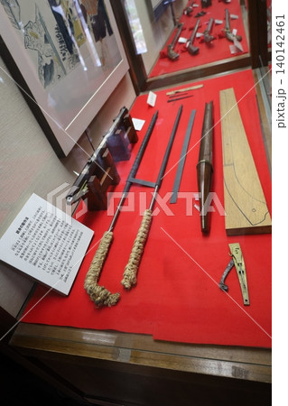松本城に展示してある銃身製作法 【長野県・松本市】 140142461