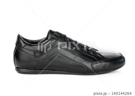 Men's shoes leather boots autumn fashion on white background isolated Men's shoes leather boots autumn fashion on white background isolated 140144264