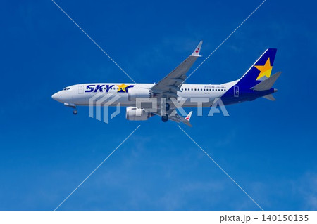 日本の航空会社として初めてスカイマークが導入したボーイング737-8型旅客機 日本の航空会社として初めてスカイマークが導入したボーイング737-8型旅客機 140150135