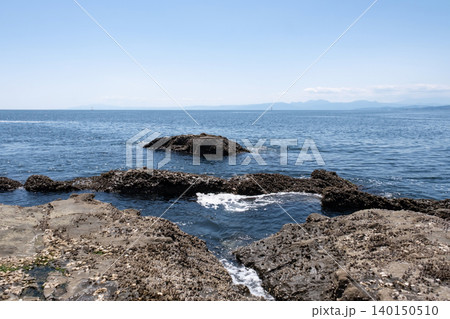 江の島 稚児ヶ淵周辺の海の風景 140150510