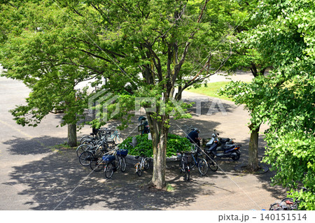 茅ヶ崎中央公園の自転車置き場 140151514