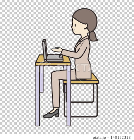 スーツ姿でパソコンを操作する女性のイラスト 140152318