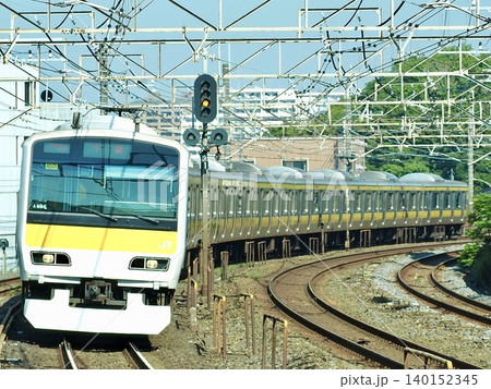 E231系500番台 新検見川駅 E231系500番台 新検見川駅 140152345
