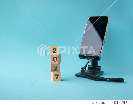 2027 on stacked wood blocks 140152920